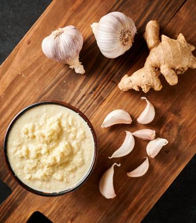 10 nutritional benefits of Ginger and Garlic which can be benefitted by eating raw or adding to cooked foods.